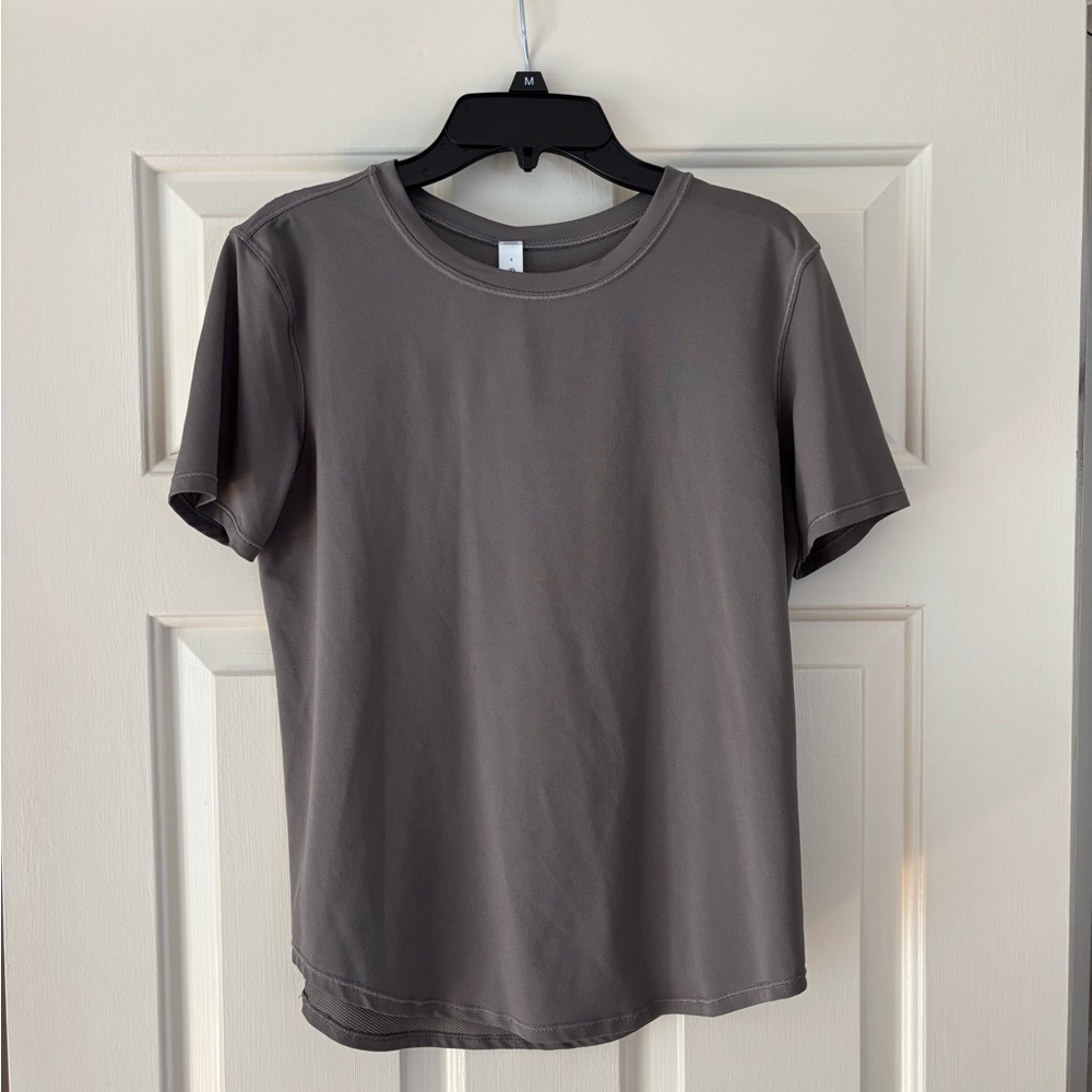 lululemon athletica Gray Women's Short Sleeve Tee